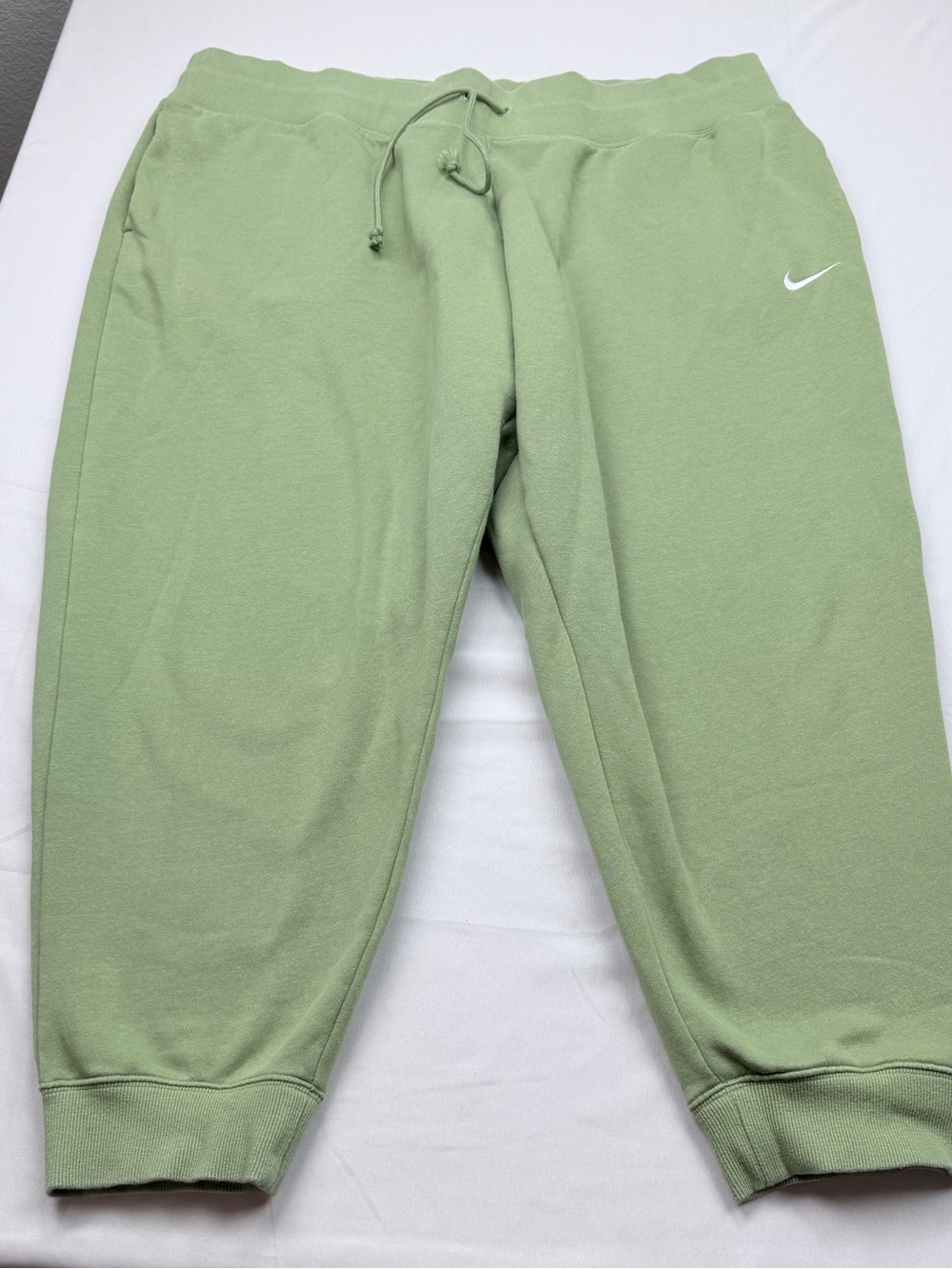 Nike Sage Green Women's Jogger Sweatpants